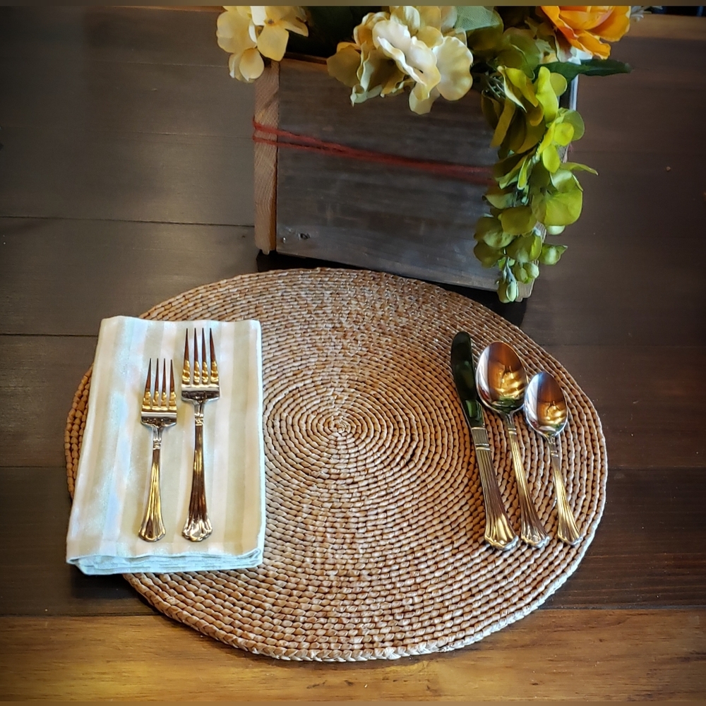 ESTIA GOURMET Dorian SS 5 Piece Place Setting Discontinued Pattern - NWT